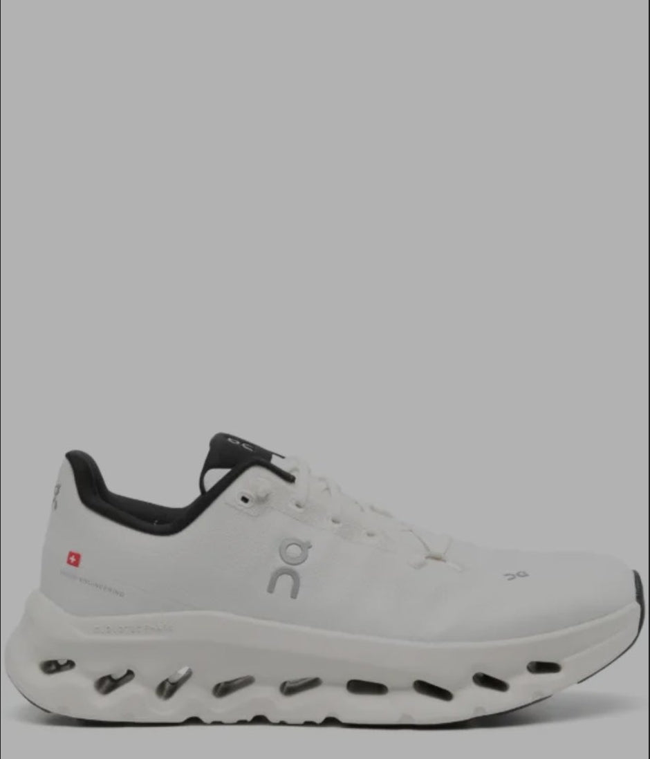 On Cloudtilt sneakers in "Pearl/Ice"