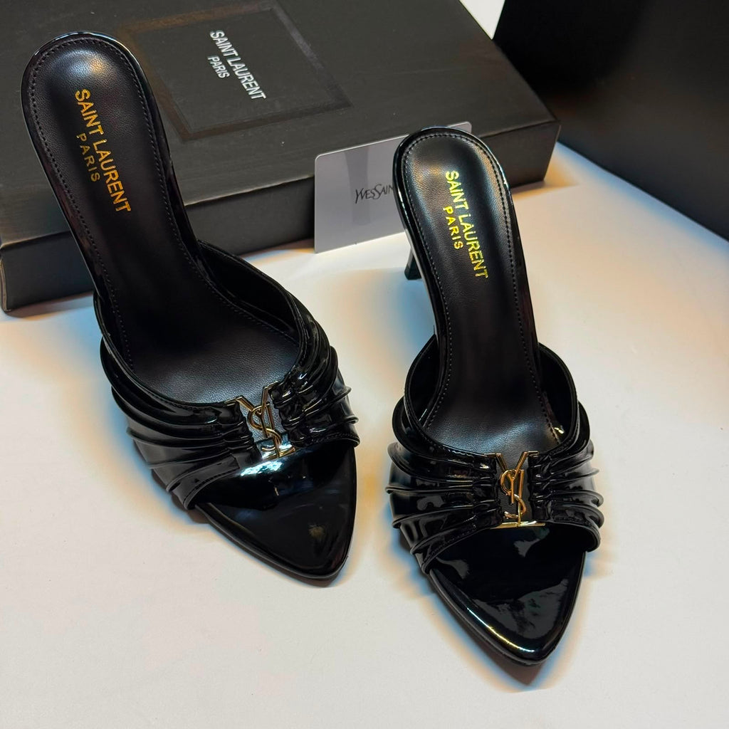 Saint Laurent Babylone mules in black